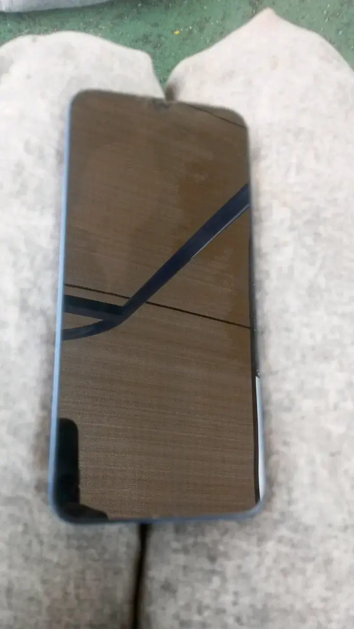 Smartphone Redmi 12C azul en buen estado - 2