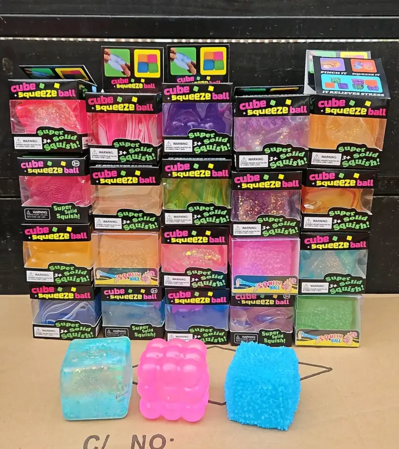 Set de Pelotas Antiestrés Cubo y Paleta - 1