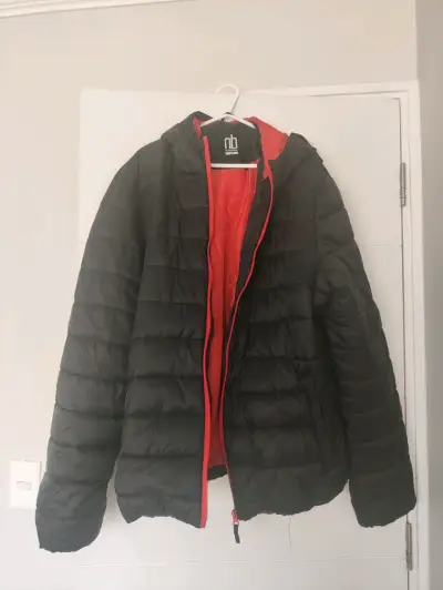 Chaqueta acolchada negra con capucha No Boundaries - miniatura 1