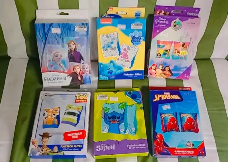 Set de flotadores infantiles de personajes Disney y Marvel