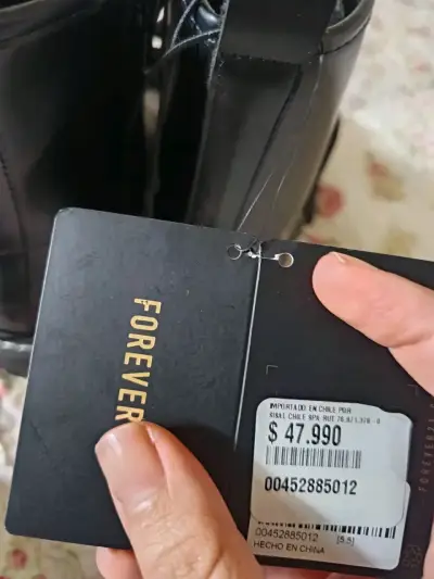Botines Negros de Cuero Forever 21 con Plataforma - miniatura 3