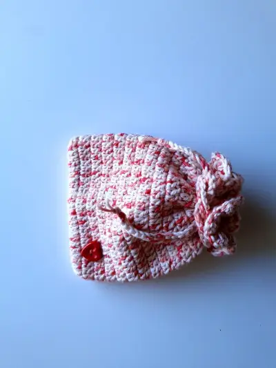 Bolsa tejida a crochet con botón decorativo - miniatura 3