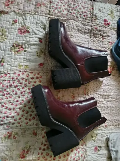 Botines de cuero burdeos con plataforma - miniatura 1