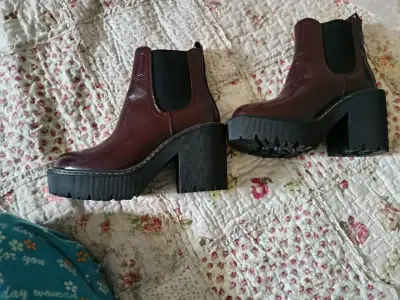Botines de cuero burdeos con plataforma - miniatura 3