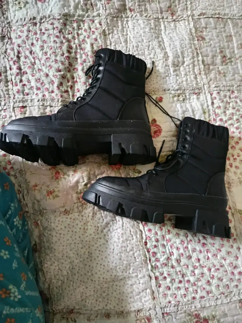 Botas negras de plataforma Forever 21 - 2