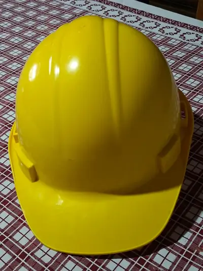 Cascos de seguridad amarillo y azul para construcción - miniatura 1
