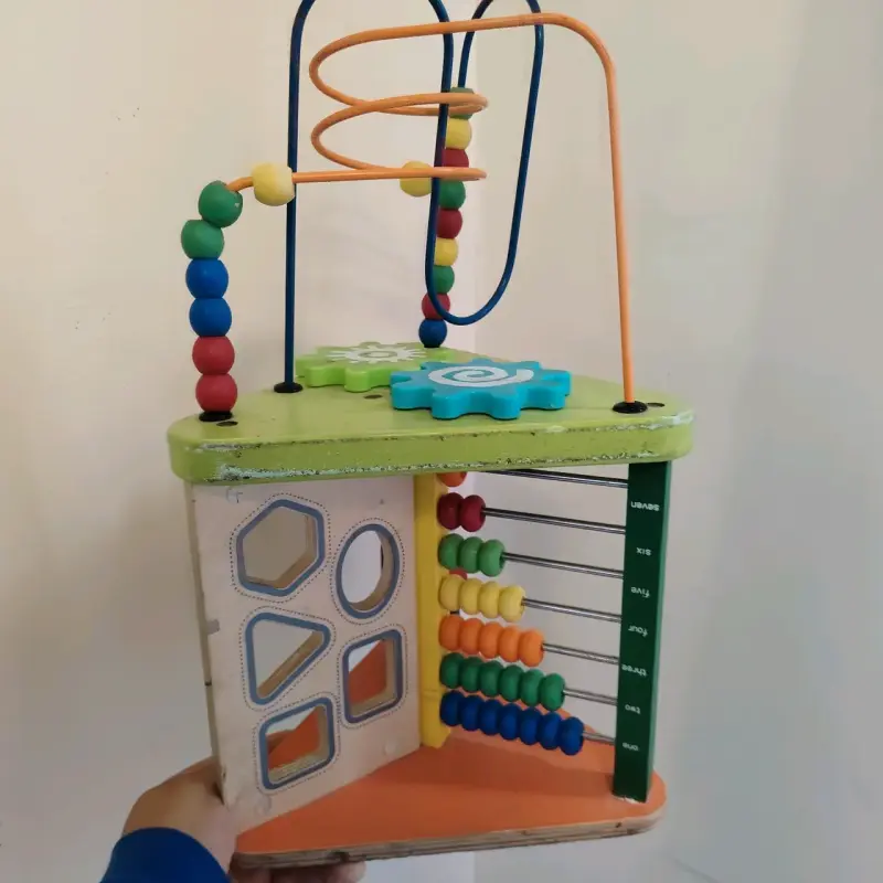 Cubo de actividades de madera para niños - 2