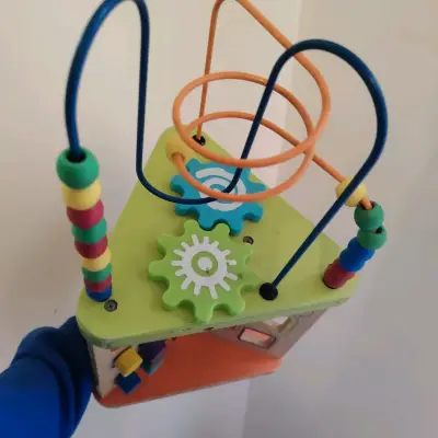Cubo de actividades de madera para niños - miniatura 4