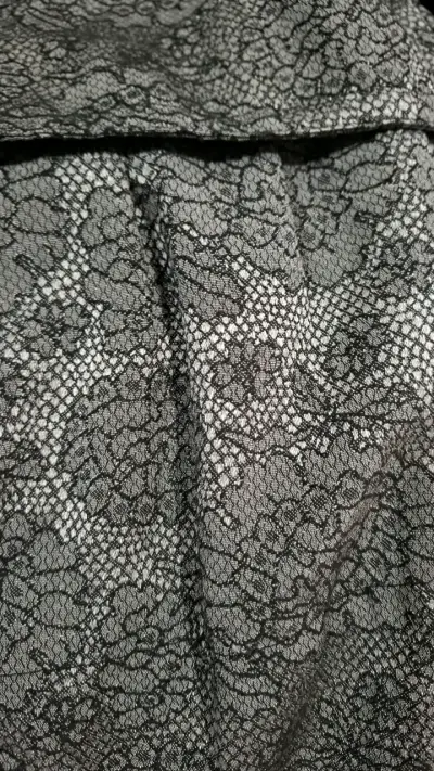 Chaqueta tipo brocatto gris con diseño floral - miniatura 4