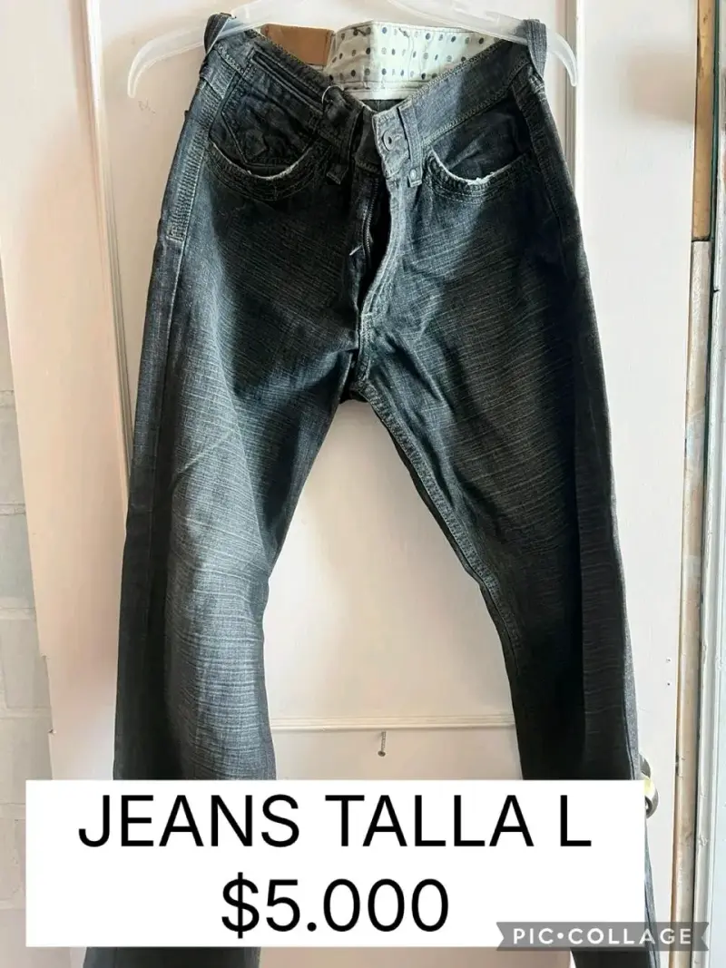 Jeans oscuros talla L en buen estado