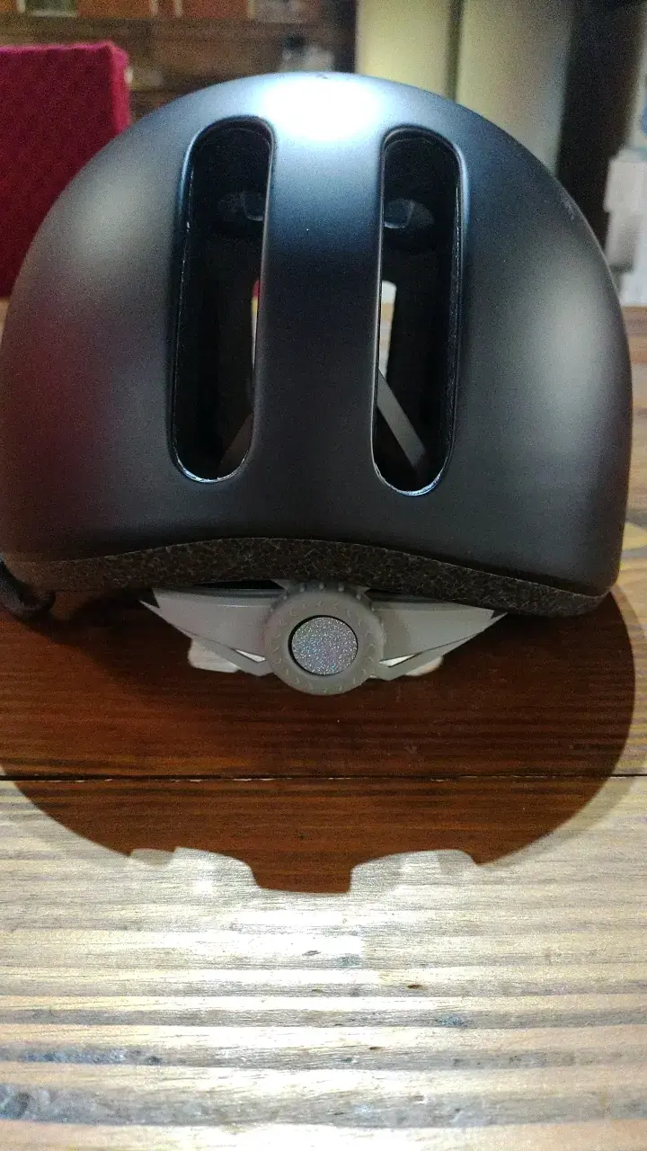 Casco y protecciones para patinaje negro - 4