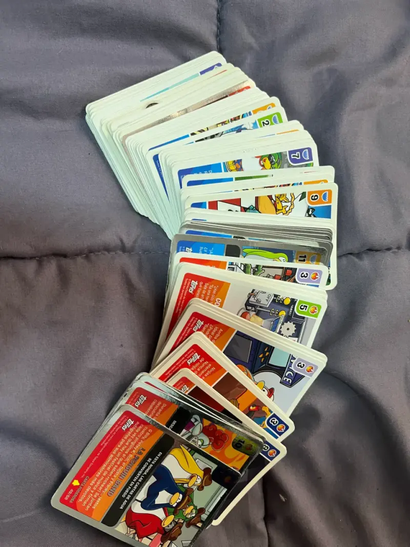 Baraja de Cartas Club Penguin - 2