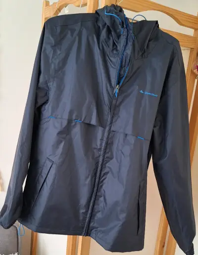 Chaqueta impermeable Quechua azul para hombre - miniatura 1