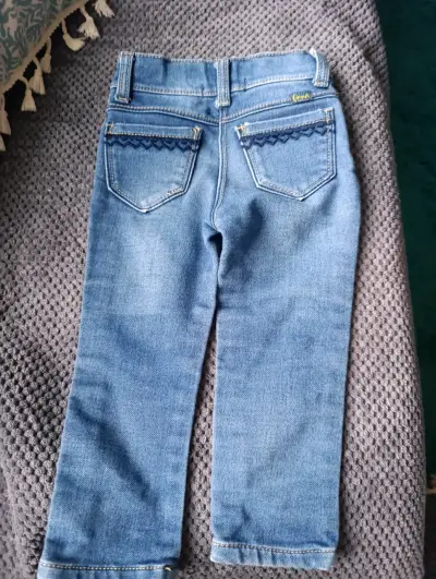Jeans de mezclilla para niña talla 12 a 18 meses - miniatura 2