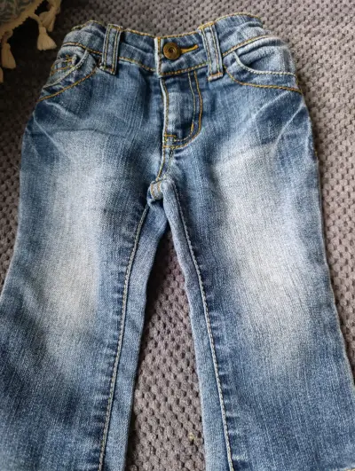 Jeans de bebé Guess azul denim - miniatura 1