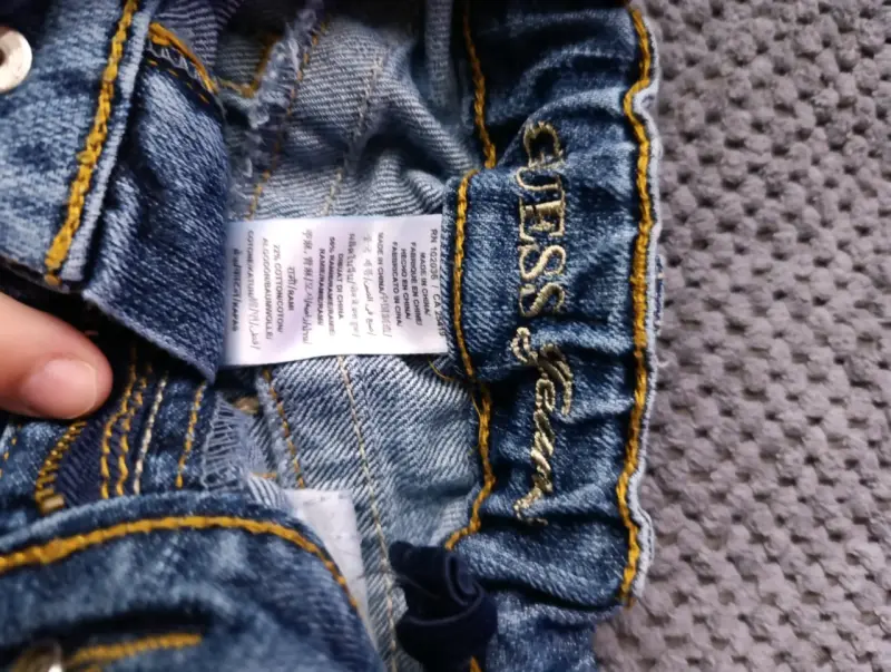 Jeans de bebé Guess azul denim - 3