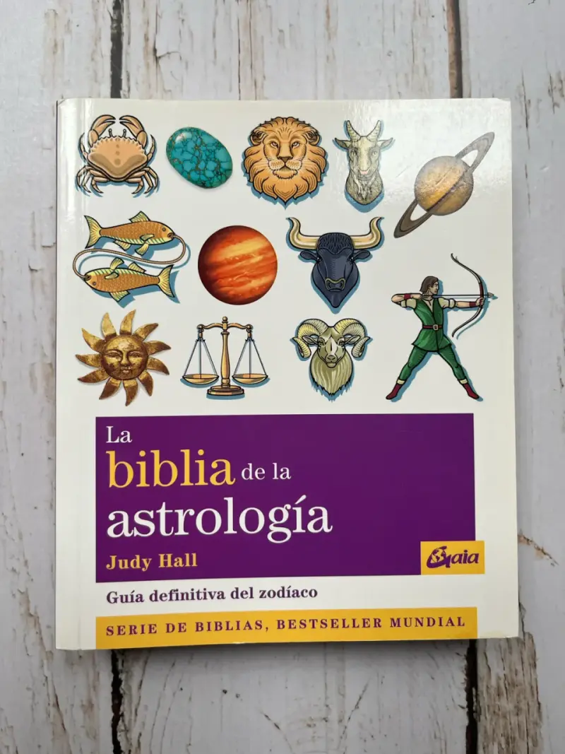 Libro La Biblia de la Astrología de Judy Hall - 1