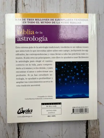 Libro La Biblia de la Astrología de Judy Hall - miniatura 2