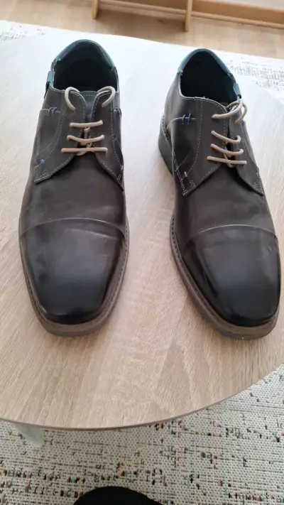 Zapatos de vestir para hombre en buen estado - miniatura 1