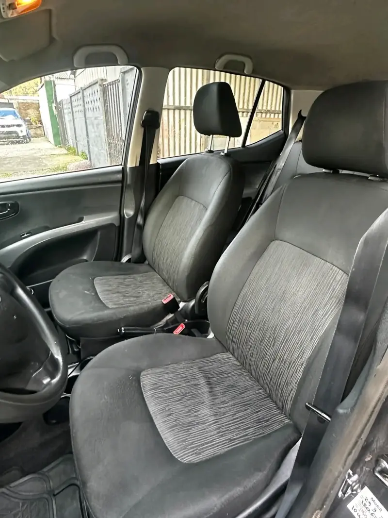 Hyundai i10 2012 en buen estado - 5
