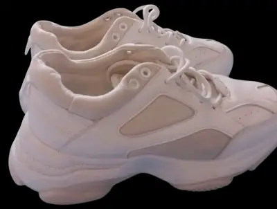 Zapatillas  Unisex #39 (horma chica) - miniatura 3
