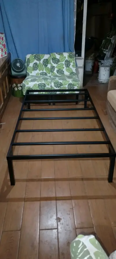 Base de cama de metal - miniatura 4