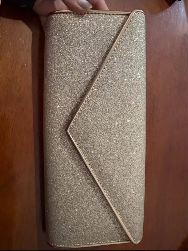 Clutch de fiesta dorado brillante