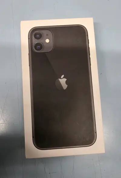 iPhone 11 en buen estado - miniatura 4