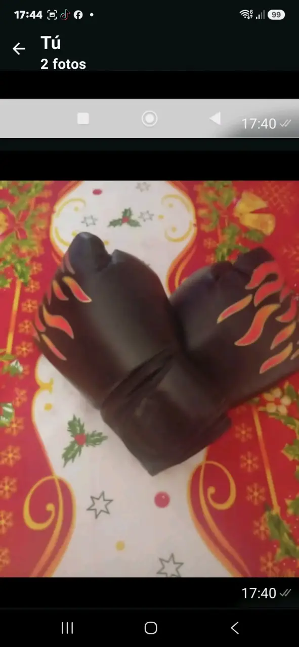 Saco de Boxeo Rojo con Guantes Incluidos - 2