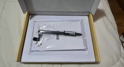 Tableta de Dibujo Ugee Q6 con Lápiz - miniatura 4