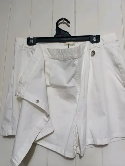 Falda pantalón blanca con botones - miniatura 2