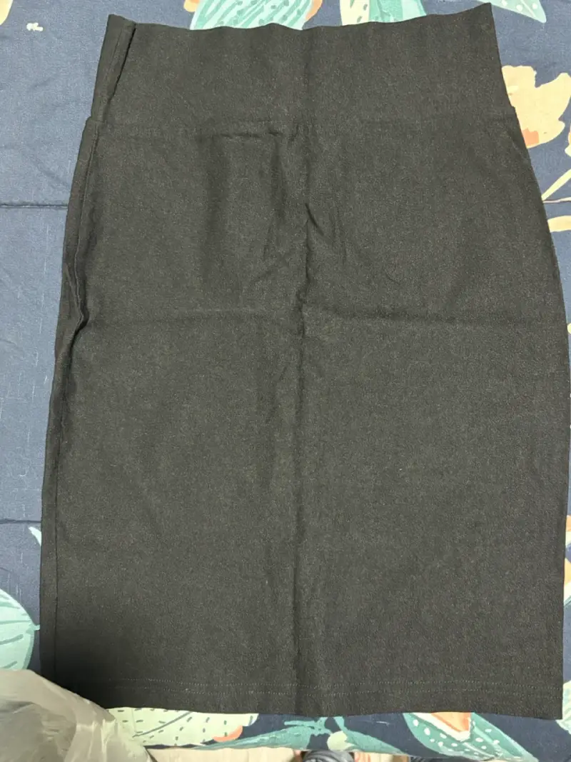 Falda lápiz gris oscuro para mujer