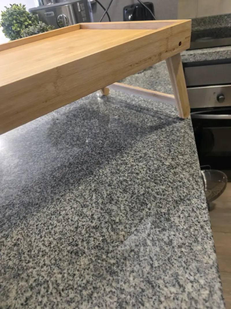 Mesa de desayuno plegable de bambú - 1