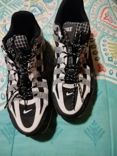 Zapatillas deportivas Nike negras y grises - miniatura 5