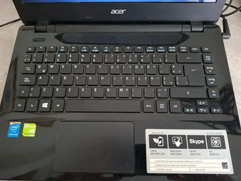 Laptop Acer Aspire 14" |Intel Pentium / 4GB RAM - 2