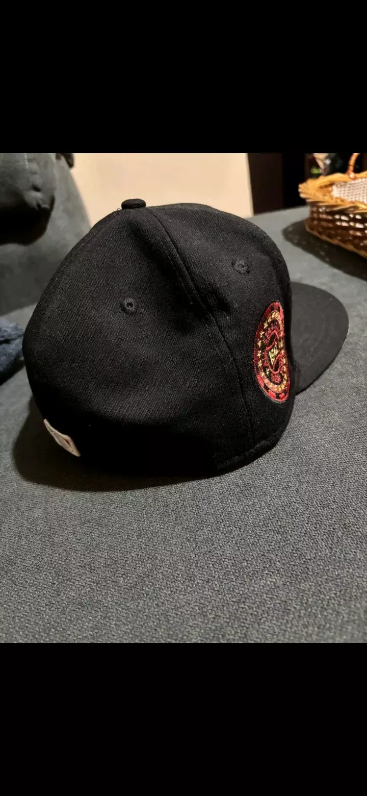Gorra New Era 59Fifty NY Negra con Rosa - 5