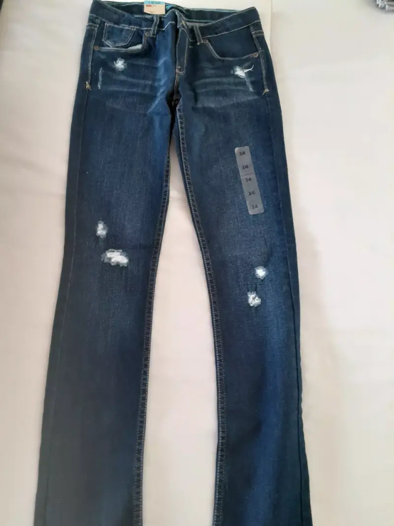 Jeans Levi's para mujer desgastados - 3