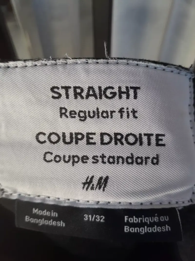 Jeans negros rectos H&M para hombre - 1