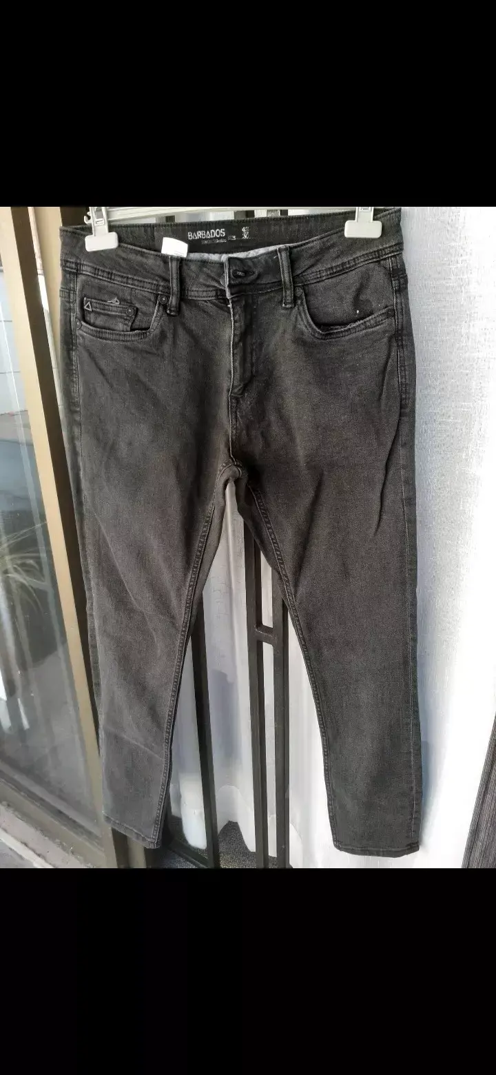 Jeans negros Barbados para hombre - 1