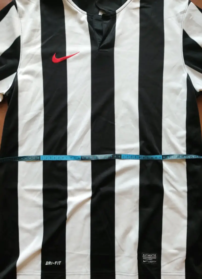 Camiseta deportiva a rayas Nike Dri-Fit ORIGINAL - 2