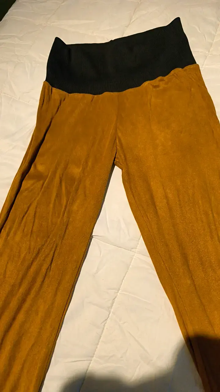 Pantalones de maternidad color mostaza - 4