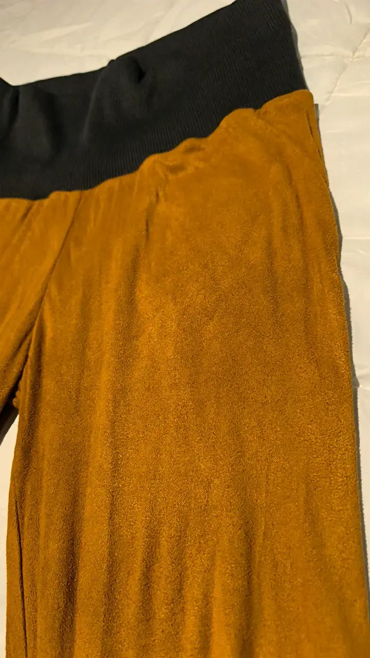 Pantalones de maternidad color mostaza - 5