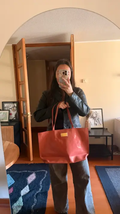 Bolso tote  de charol bimba y Lola - miniatura 4