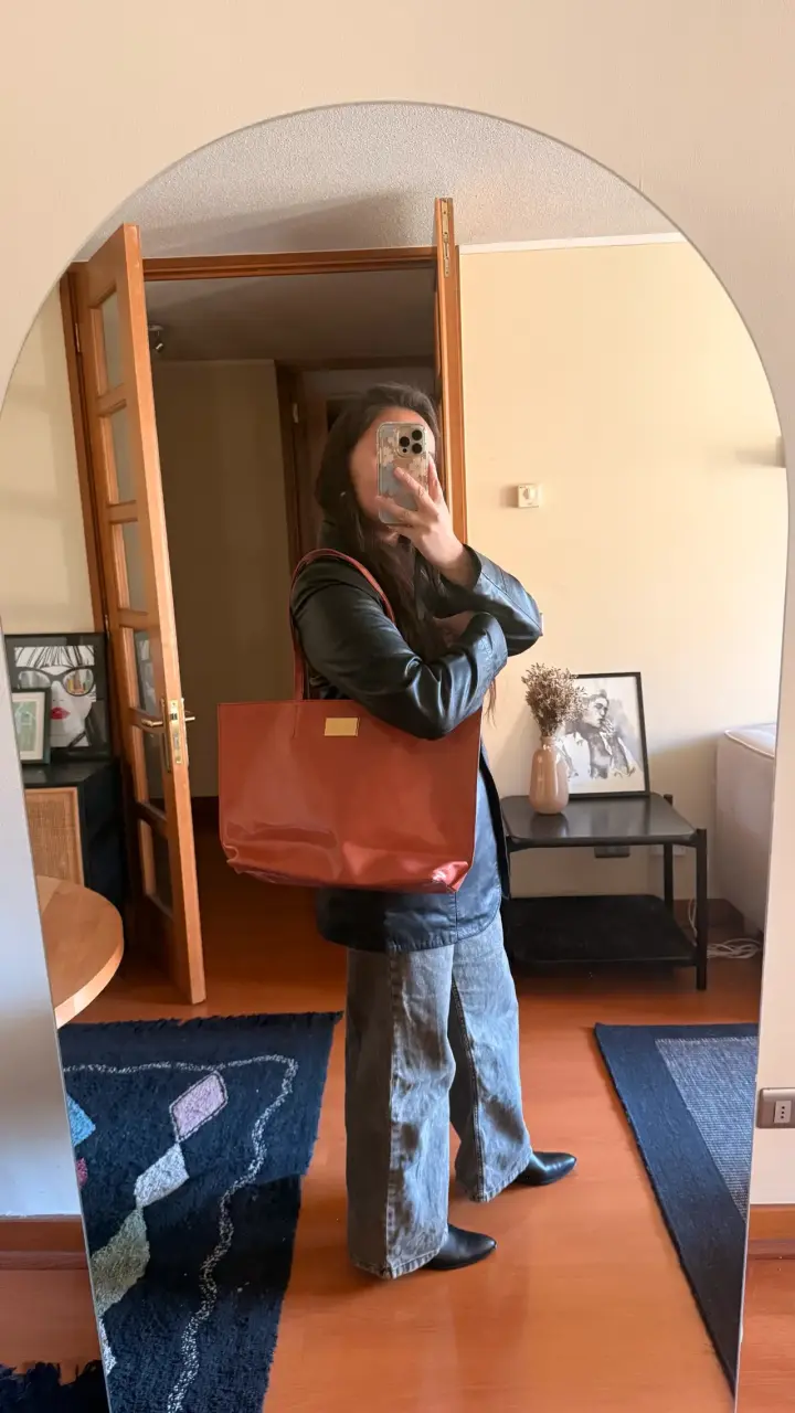 Bolso tote de charol bimba y Lola - 5