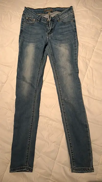 Jeans elasticados azul claro para mujer talla 36 - miniatura 1
