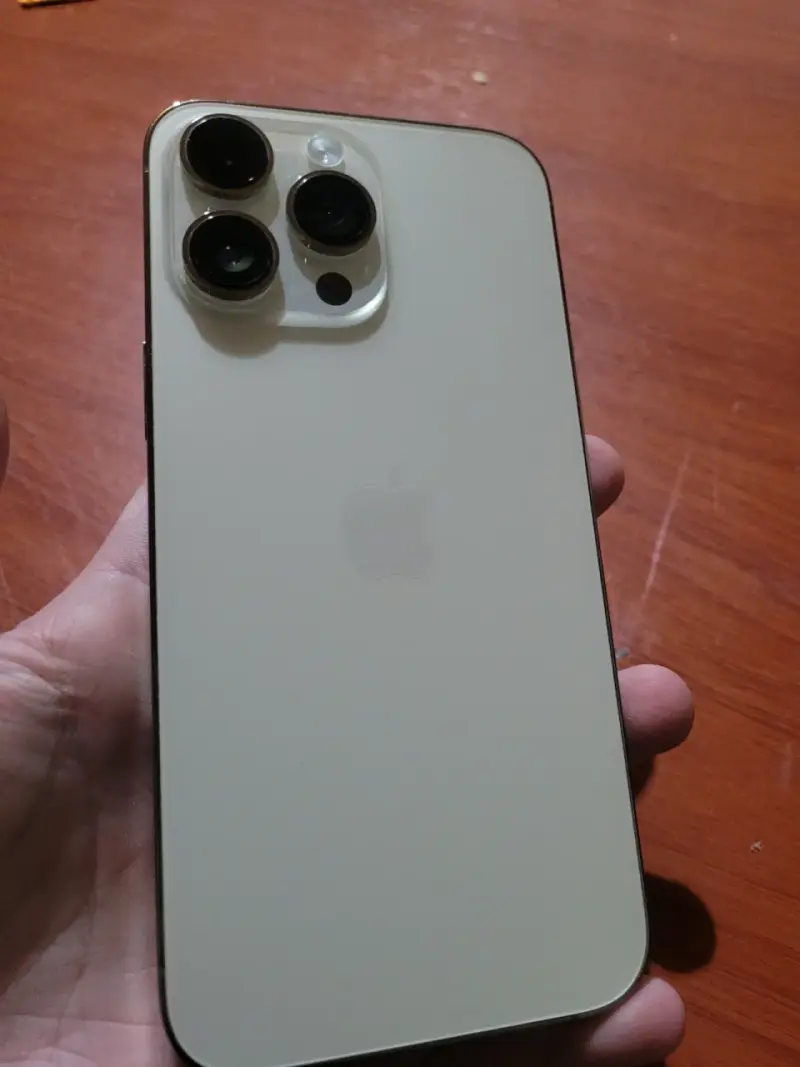 iPhone 14 Pro Max 128GB Oro - 1