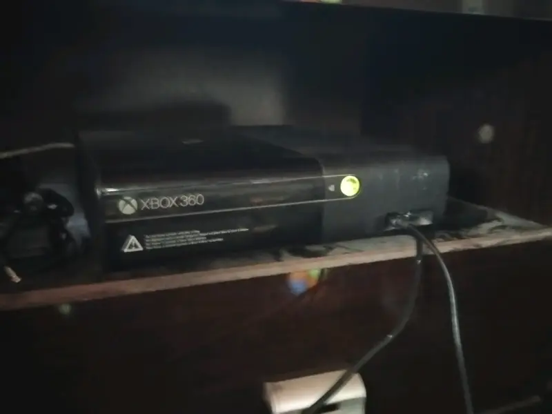 Consola Xbox 360 sin hackear en buen estado - 4