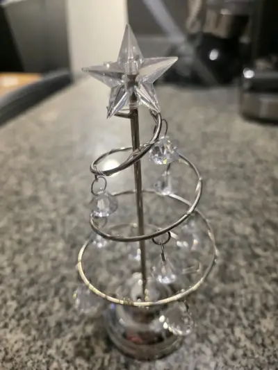 Árbol de Navidad decorativo con luces LED - miniatura 1