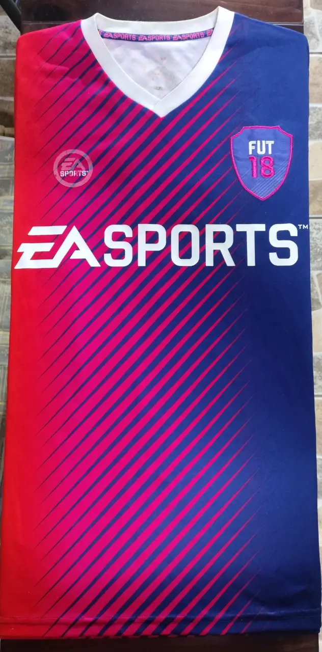 Camiseta deportiva EA Sports FUT 18 - 1