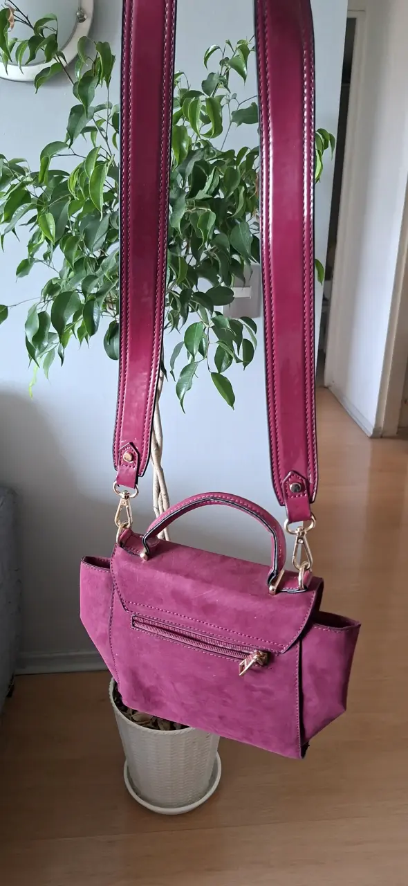 Cartera de cuero burdeos Amphora con correa ajustable - 2